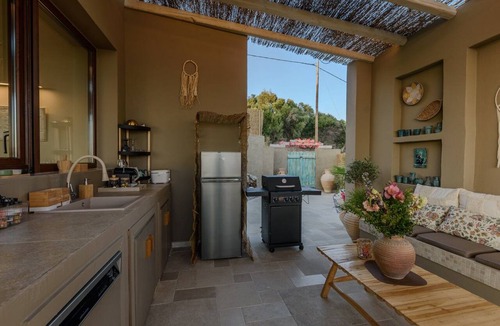 Linia Villa | AETHER - Romantic Private Pool Villa with Spectacular Ocean Views