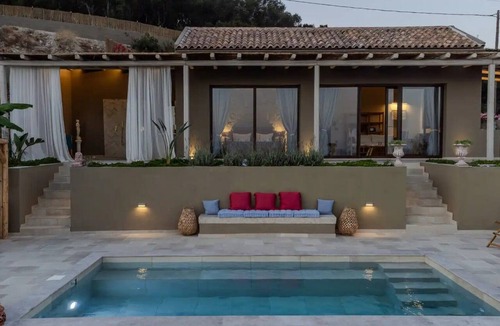 Linia Villa | AETHER - Romantic Private Pool Villa with Spectacular Ocean Views