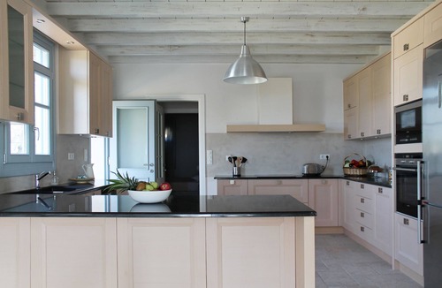 Glinado House | Aetheras House, surrounded by nature & olive trees is ready to welcome you!