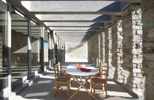Ios Apartment | Aetoula – Sunset-Facing Cave Retreat Above Mylopotas, Ios