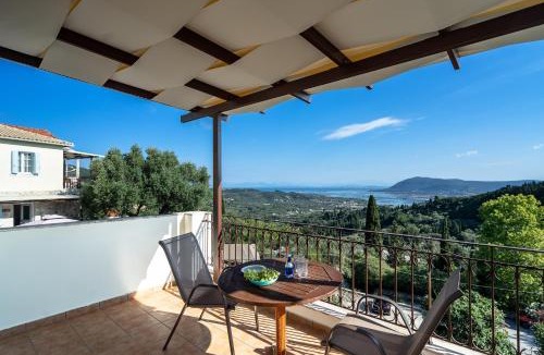 Katouna Apartment | Afroksilia Villa Krinos