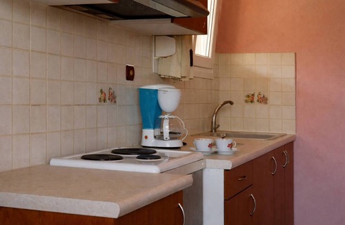 Kardamyla Apartment | Agali Beach - Sea View Apartment in Chios