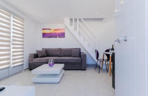 Messaria Villa | Ageri Suite
