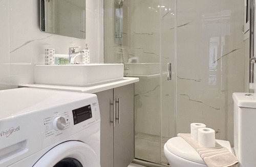 Mousio Apartment | Aggelon Elegance 73sqm apt in Athens