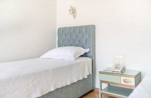 Vrontados Hotel | Agia Markella