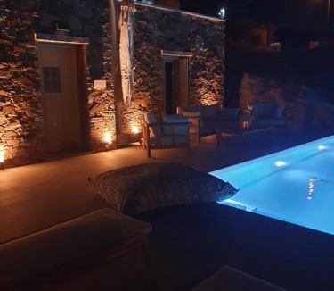 Psathi House | Agiannirema Ios Stone Houses with private pool