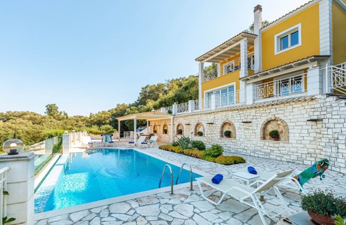 Agios Stefanos Villa | Agios Stefanos Bay - Villa Maria