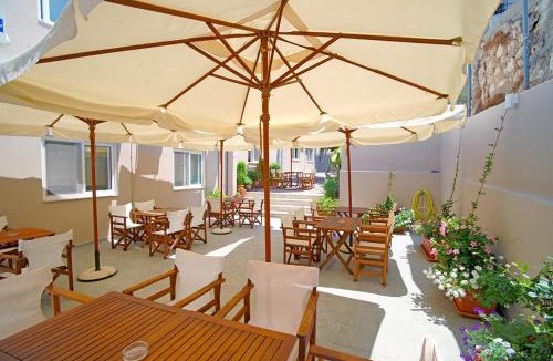 Kiparissia Apartment | Agios Sostis