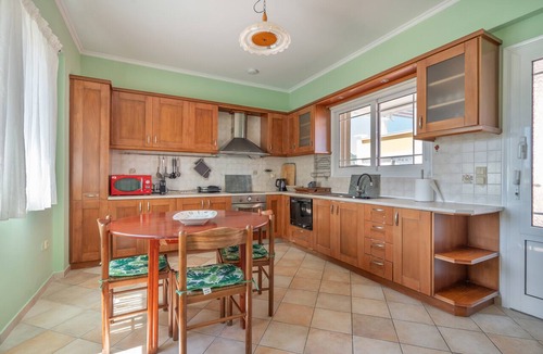 Lefkada Town Apartment | Agis Luxury House Apartment with Sea View, Wi-Fi, and Air Conditioning