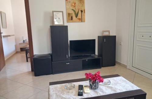 Korakades House | Aglaia House
