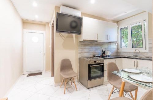 Alimos Apartment | AIOLOS LUXURY alimos kalamaki market apartment 3 near the beach