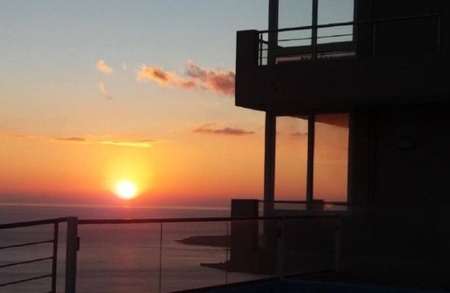 Ano Rodakino Apartment | Akrotiri Apartments Sea View for 24 people