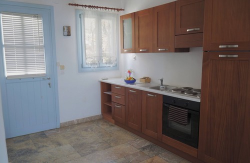 Exomvourgo Apartment | Akti giannaki ,sea view