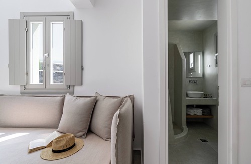 Tholos Hotel | Alegria suites by casa Sigala