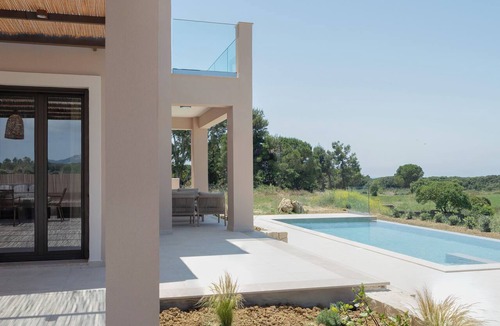Kounopetra Villa | Alekos Beach Houses-Aelia Villa