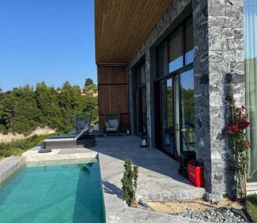 Polichrono Villa | Alikanto 5 bedrooms 5 bathrooms LUXURY House with pool