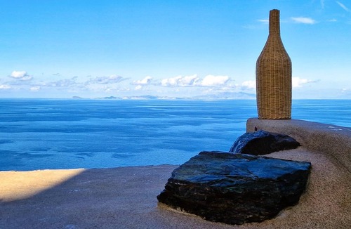 Ano Meria Villa | Alluring Folegandros Suite | Iris Suite | Breathtaking Aegean Sea Views |.