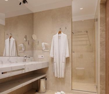 Almiros Beach Hotel | Almyros Beach Resort & Spa