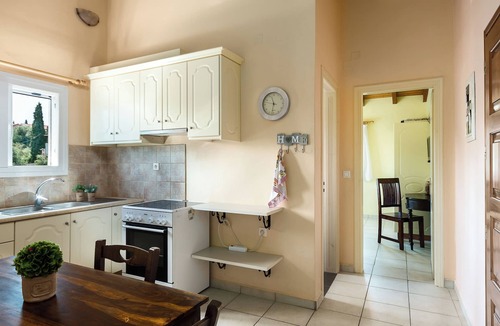 Dassia Apartment | Aloe Seaview Apartment with Hot Tub by Konnect, Dassia