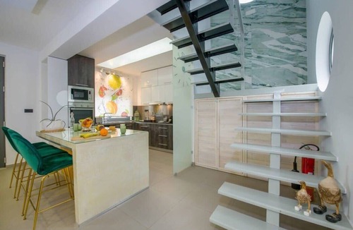 Skines Villa | Alyona Villa | Private Pool, Garden & Playground