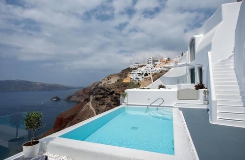 Oia Villa | Amazing Santorini Villa | 1 Bedroom | Deluxe Suite | Unbelievable Caldera Sea