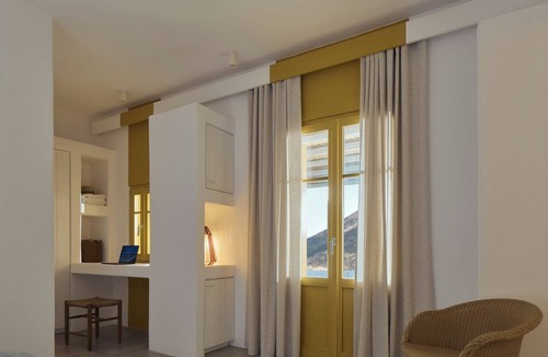 Amorgos Hotel | Amorgina