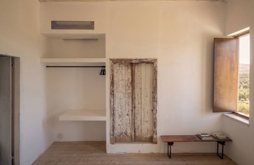 Tsourouniana House | Anasa House: Design Retreat with Private Plunge Pool