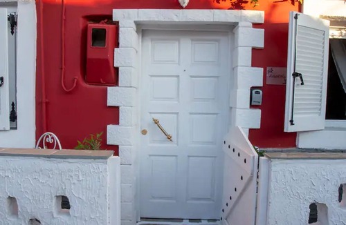 Messonghi House | Anatoli Studio in front of the Beach