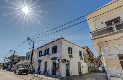 Ermionida Apartment | Andy Port House with Seaview by Goutos Properties