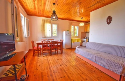 Sinarades Apartment | Anemelo house by the Kontogialos beach
