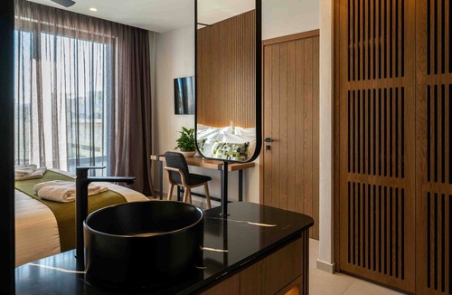 Nea Alikarnassos Hotel | Anesea City