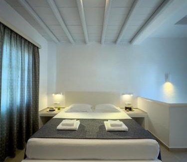 Karavostasis House | ANETON Residences