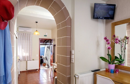 Mirthios Apartment | AnnaView Deluxe 35sqm apartment No13 with Seaview