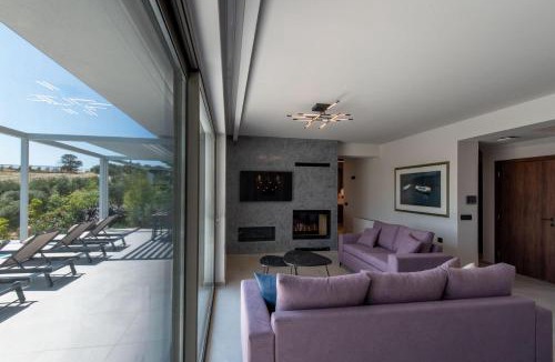 Athanatoi Villa | Anthemis Luxury Villas 2