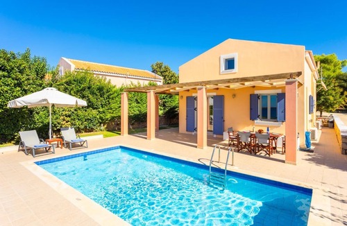 Kounopetra Villa | Antigoni Beach House