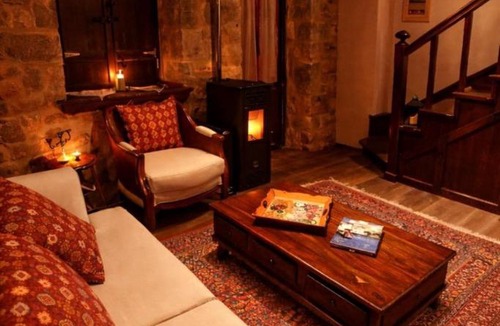 Trikolonoi Apartment | Antique Stone House in Stemnitsa