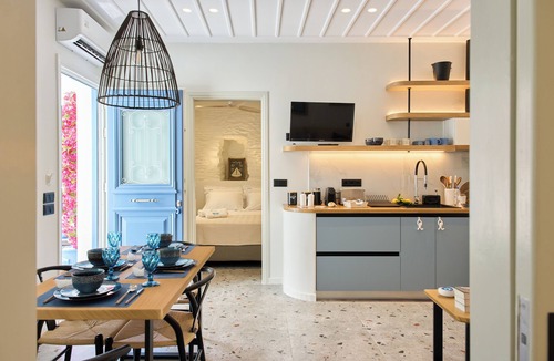 Paleopolis House | Apaggio Boutique House