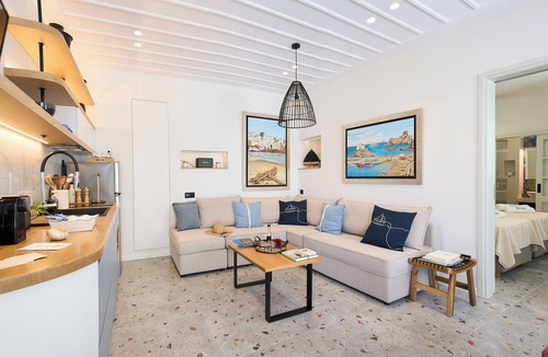 Paleopolis House | Apaggio Boutique House