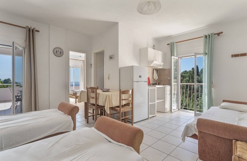 Leivathos Apartment | Apartment '1 Bedroom with Balcony 5' with Sea View, Wi-Fi and Air Conditioning