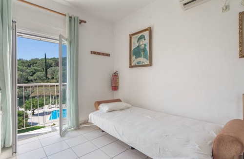 Leivathos Apartment | Apartment '1 Bedroom with Balcony 5' with Sea View, Wi-Fi and Air Conditioning