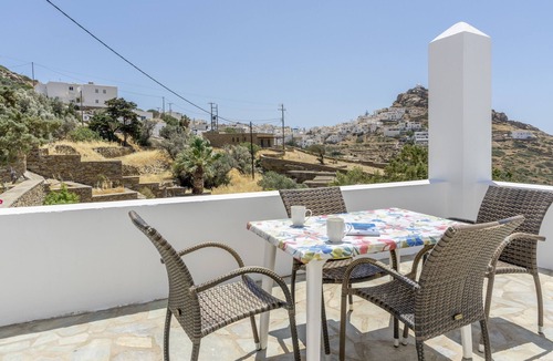 Ios Town Apartment | Apartment '3 Studio' with Sea View, Wi-Fi and Air Conditioning