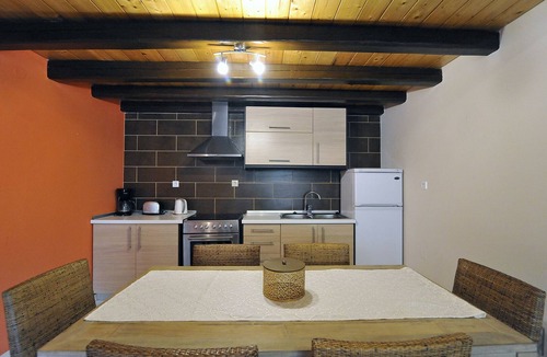 Agios Spyridon Corfu Apartment | Apartment Athena - Private Patio with Garden View