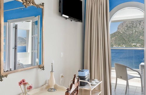 Mirties Apartment | Apartment 'Athena' with Sea View Terrace, Private Terrace, Wi-Fi and Air Conditioning