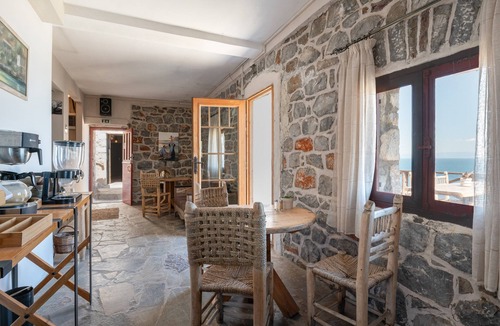 Kokkala Apartment | Apartment 'Castle Rizaraki 206' with Sea View, Wi-Fi and Air Conditioning