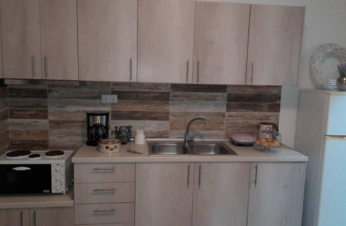 Skala Sotiros Apartment | Apartment 'Chrissi Princess 2' with Sea View, Wi-Fi and Air Conditioning