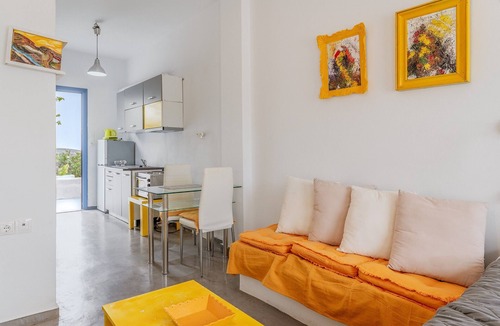 Agios Sostis Apartment | Apartment 'Gefyra' with Sea View, Wi-Fi and Air Conditioning