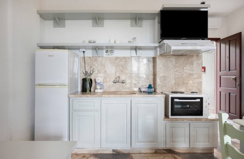 Ferma Apartment | Apartment In A Hotel 'with Sea View-Creta' with Sea View, Wi-Fi and Air Conditioning