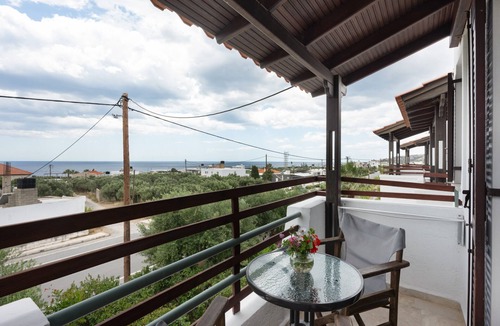 Ferma Apartment | Apartment In A Hotel 'with Sea View-Creta' with Sea View, Wi-Fi and Air Conditioning