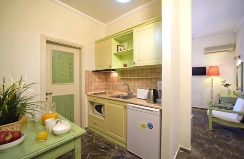 Gouvia Apartment | Apartment in Gouvia with Pool & Sea Views