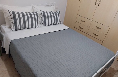 Menidion Apartment | Apartment 'Menidi 101' with Sea View, Balcony and Wi-Fi